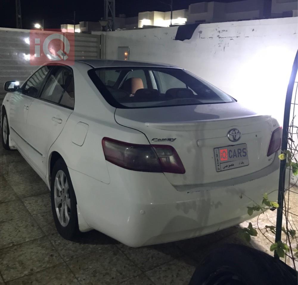 تۆیۆتا کامری